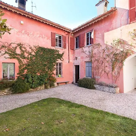 Sassi וילה קומו